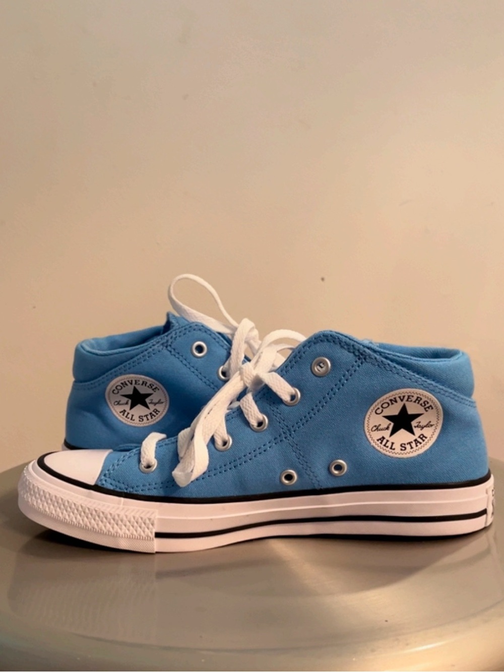 NWOT Converse Chuck Taylor All Star Blue Mid Top Sneakers Kids Size 5.5 – New